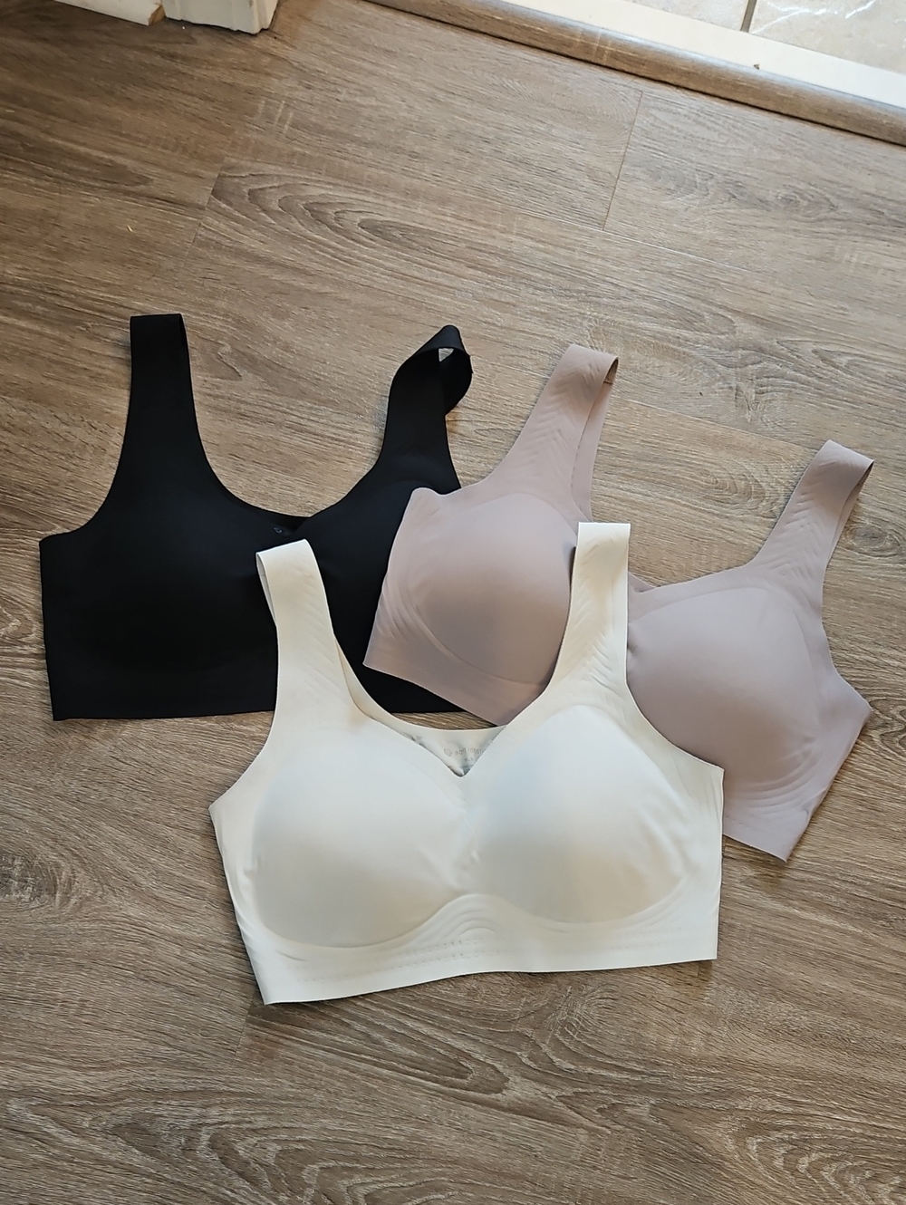 Seamless Wireless Bras - Black, White & Nude